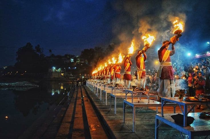Sacred Ganges Trail – 4N/5D I Varanasi, Prayagraj & Ayodhya — Tour Package | AdventurePedia