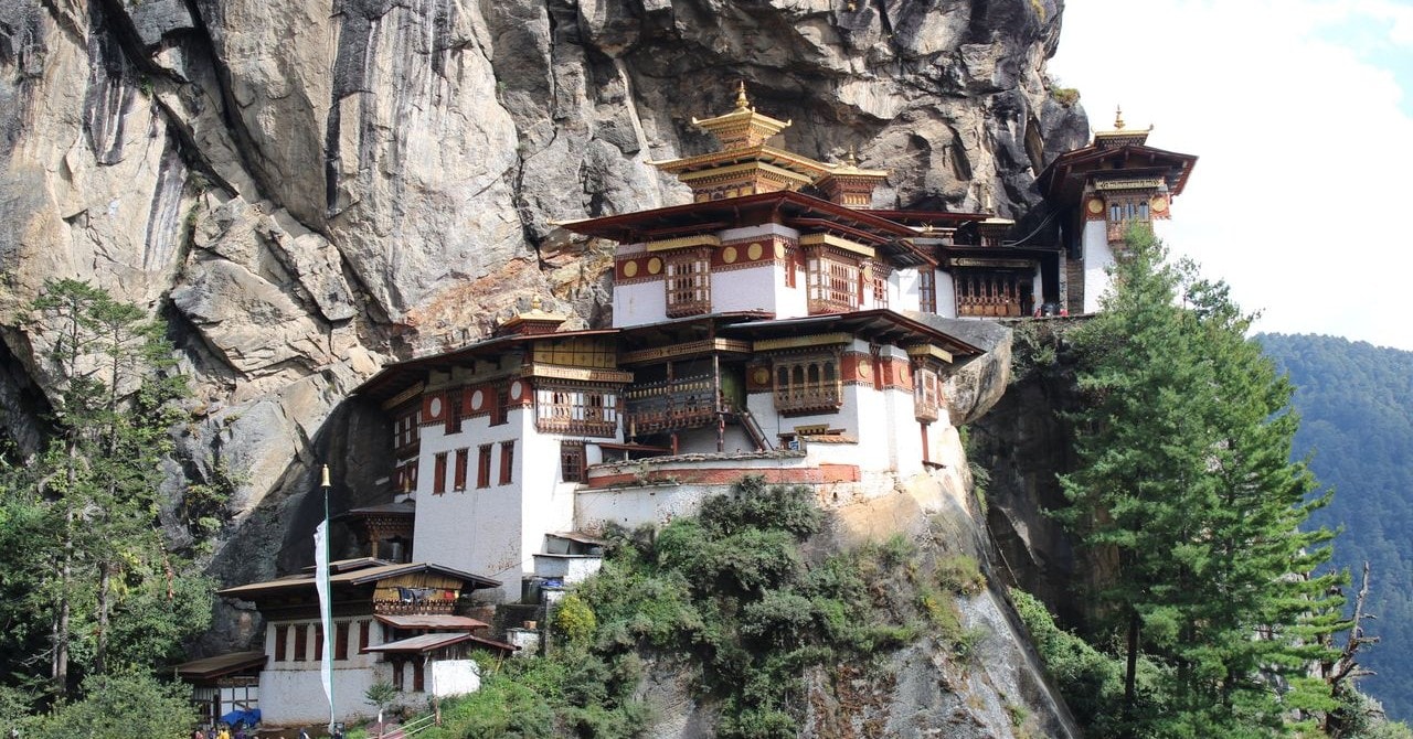 Bhutan Group Tours 2026 — Fixed Weekly Departures, Costs & Permit Guide